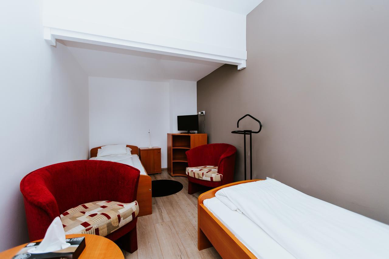 Hotel Matrix Szeged Exteriör bild